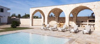 Trulli with Private Pool in Puglia for 8 people