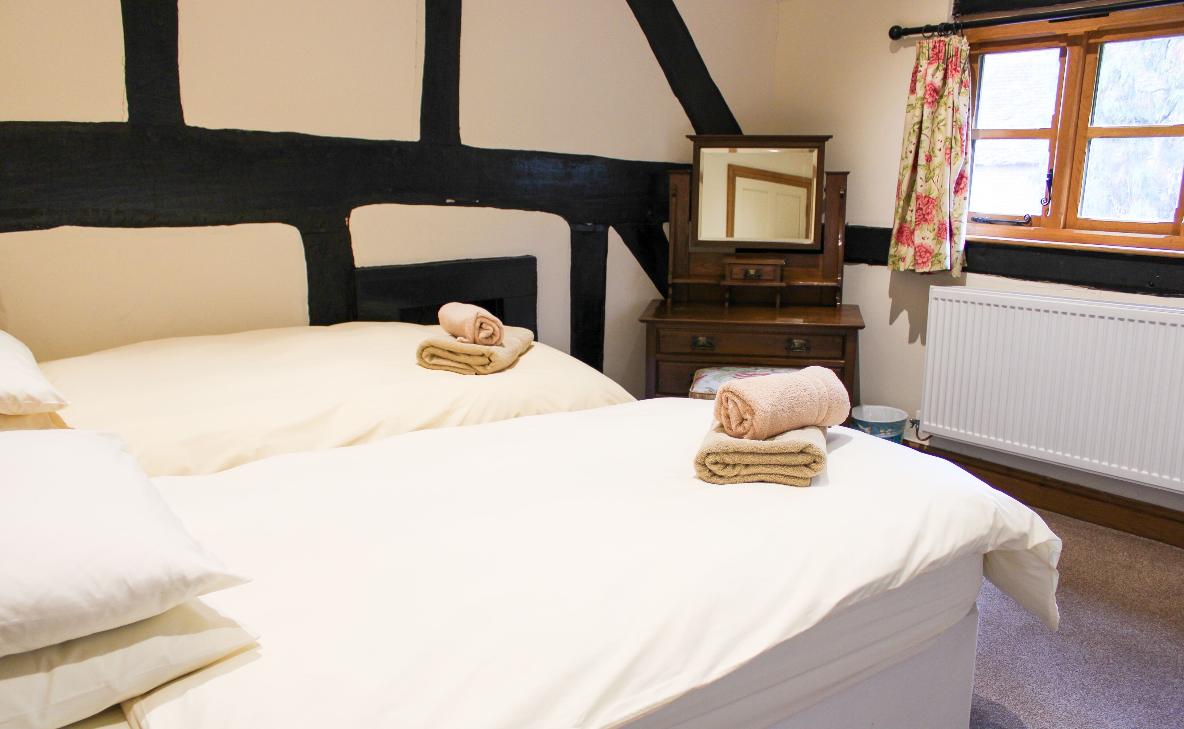 6 bedrooms, iron/ironing board, travel cot, free WiFi