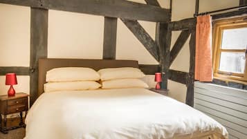 6 Schlafzimmer, BĂŒgeleisen/BĂŒgelbrett, Reisekinderbett, kostenloses WLAN