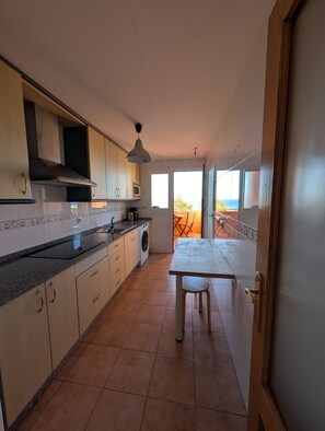 Fridge, microwave, coffee/tea maker, toaster