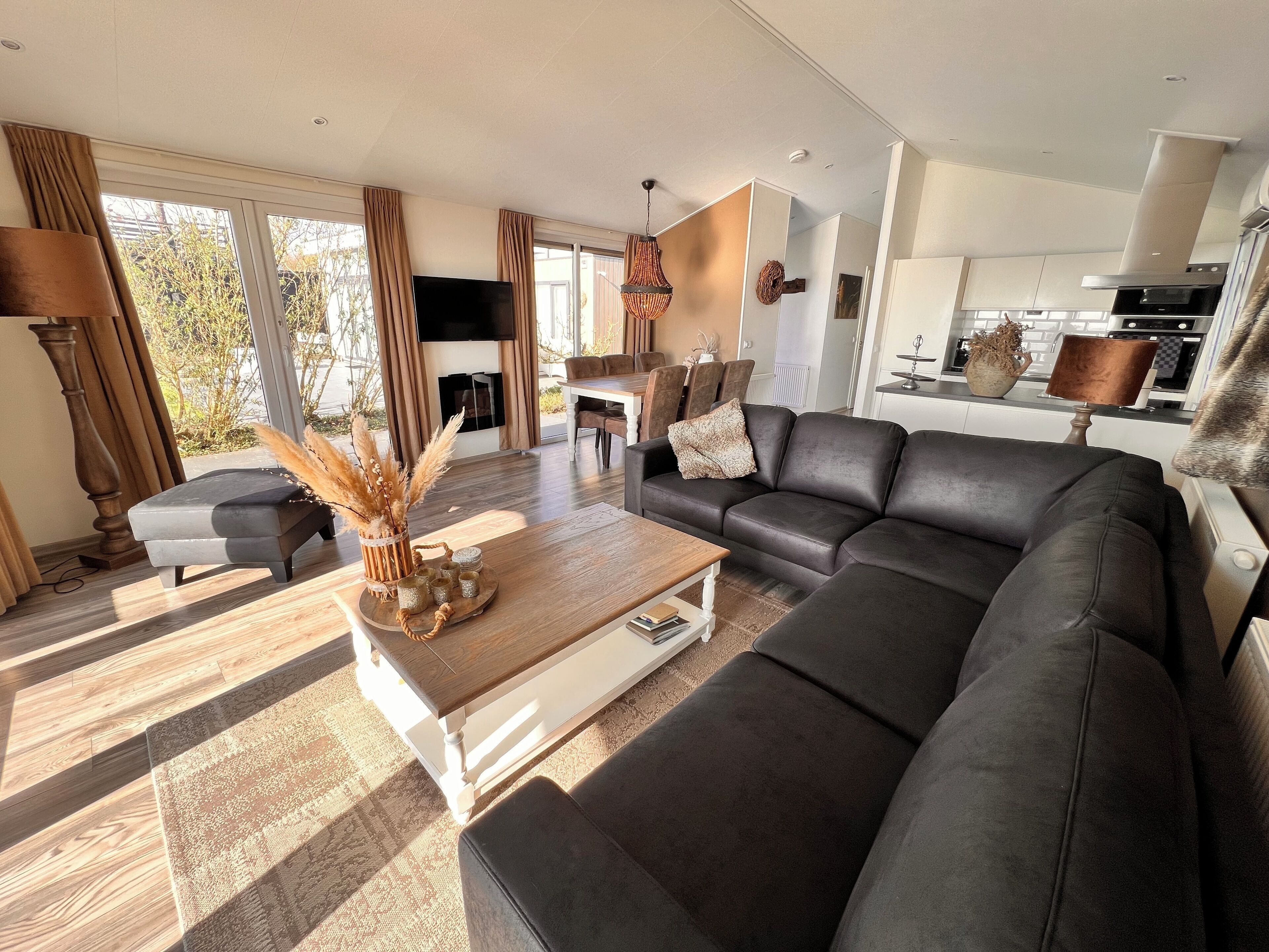 智能電視、書籍、音響