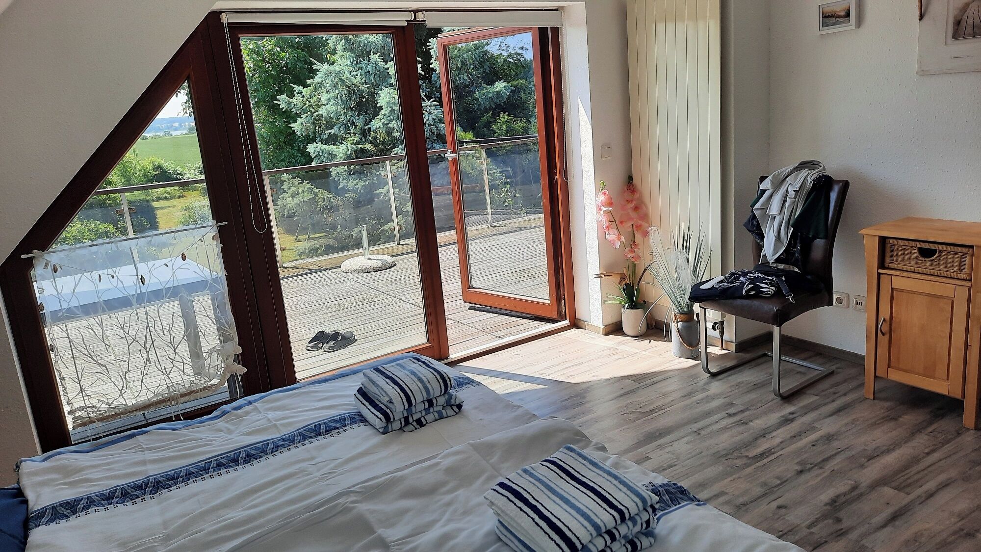 3 Schlafzimmer, Schreibtisch, Reisekinderbett, kostenloses WLAN