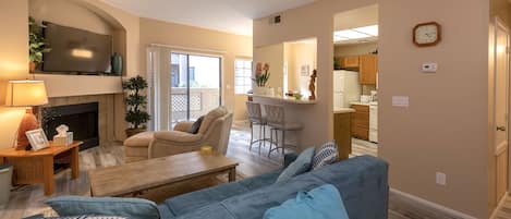 Smart TV, fireplace, DVD player