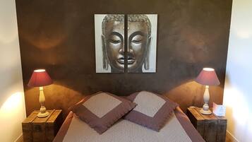 3 chambres, fer et planche à repasser, lit parapluie, Wi-Fi gratuit