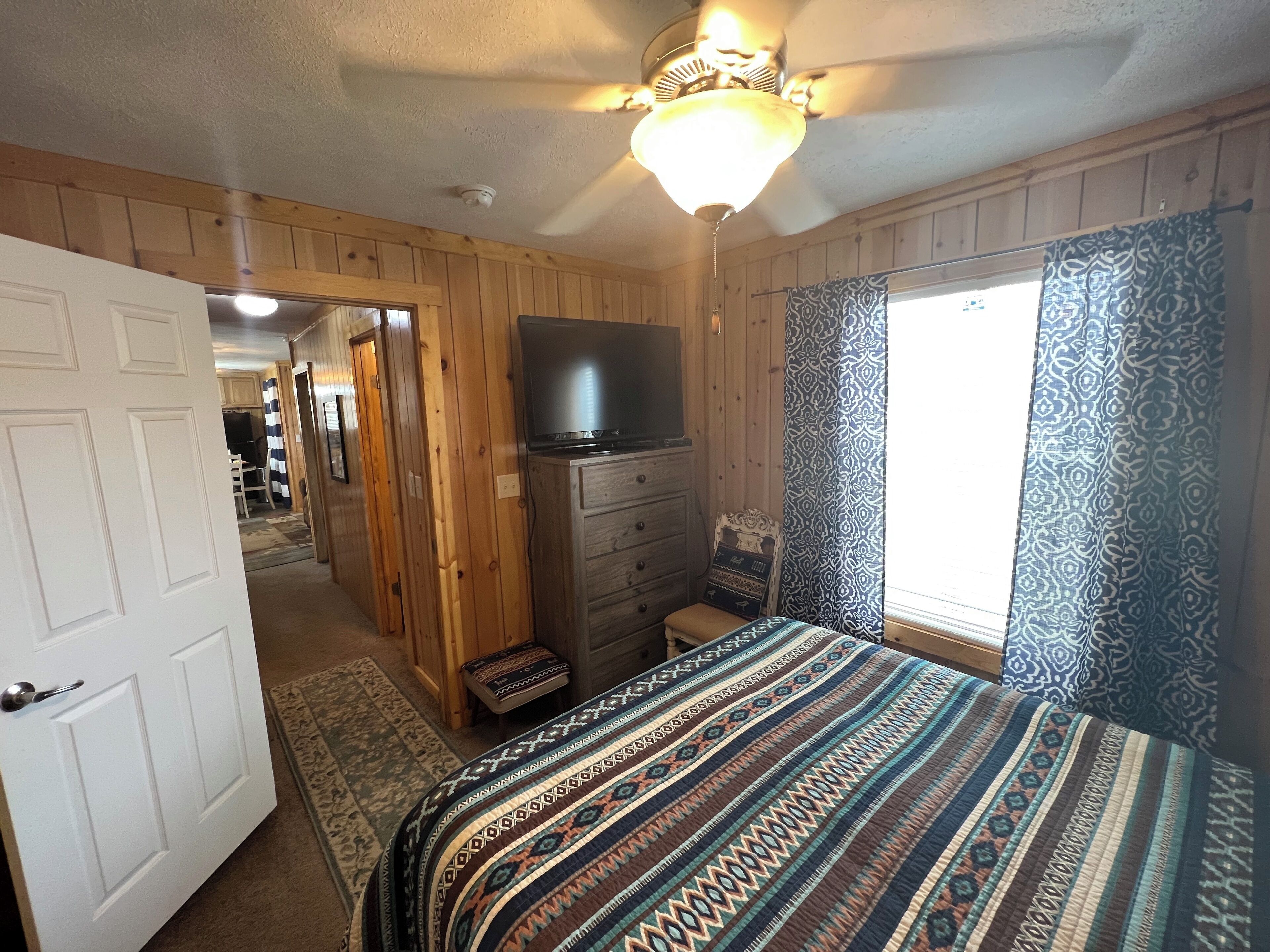 2 chambres, fer et planche à repasser, Wi-Fi, literie fournie