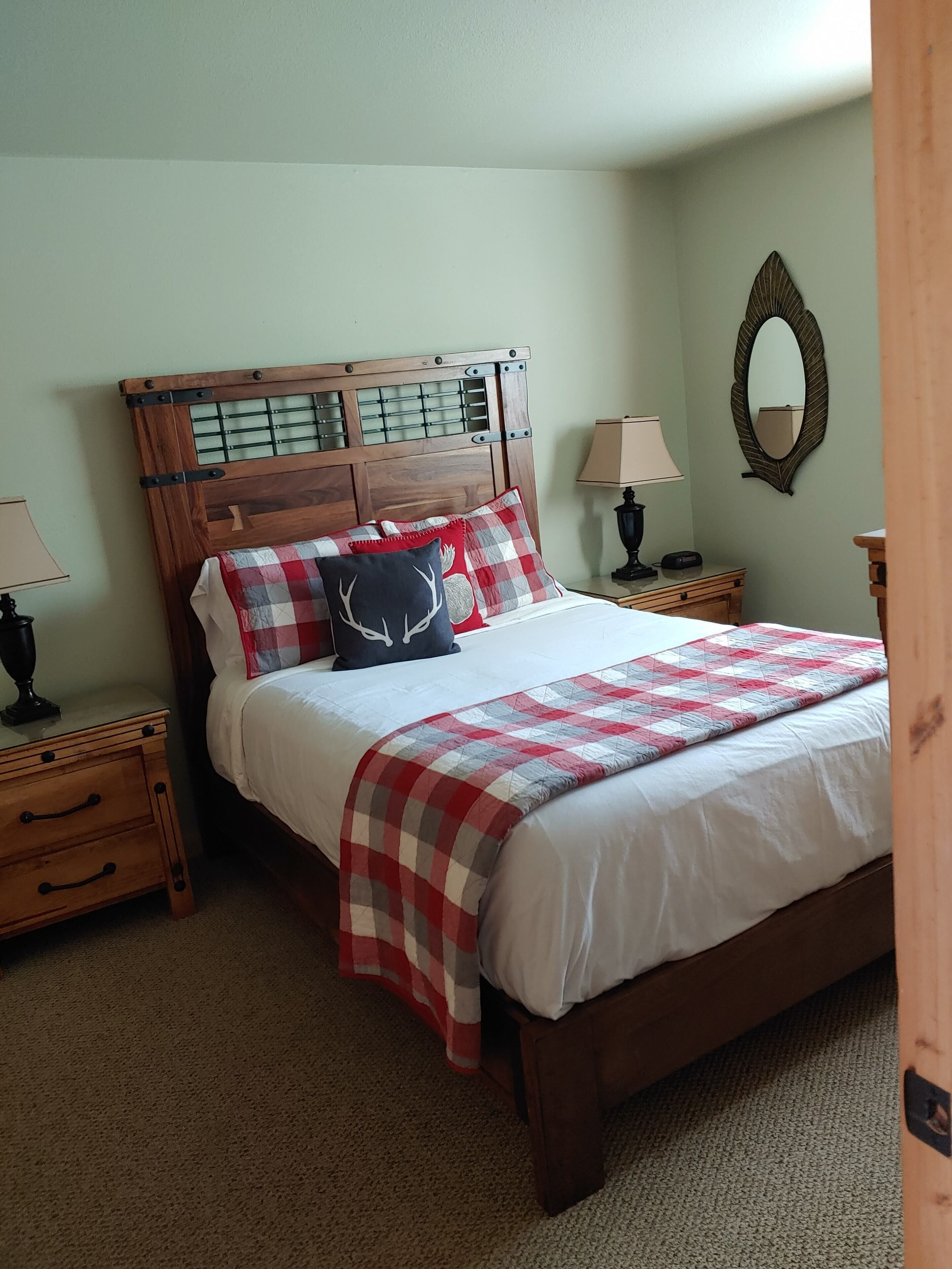 3 bedrooms, in-room safe, desk, iron/ironing board