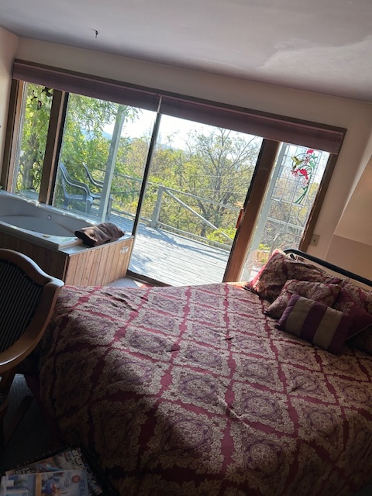 1 bedroom, iron/ironing board, bed sheets