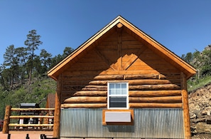 Exterior - 8 miles to Mount Rushmore - Sleeps 2 to 6 (Rapid City)