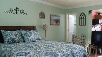 1 bedroom, memory-foam beds, free WiFi, bed sheets