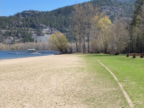 Christina Lake Westlake Restin