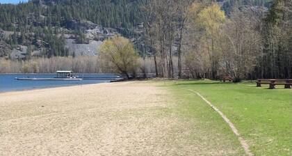 Christina Lake Westlake Restin