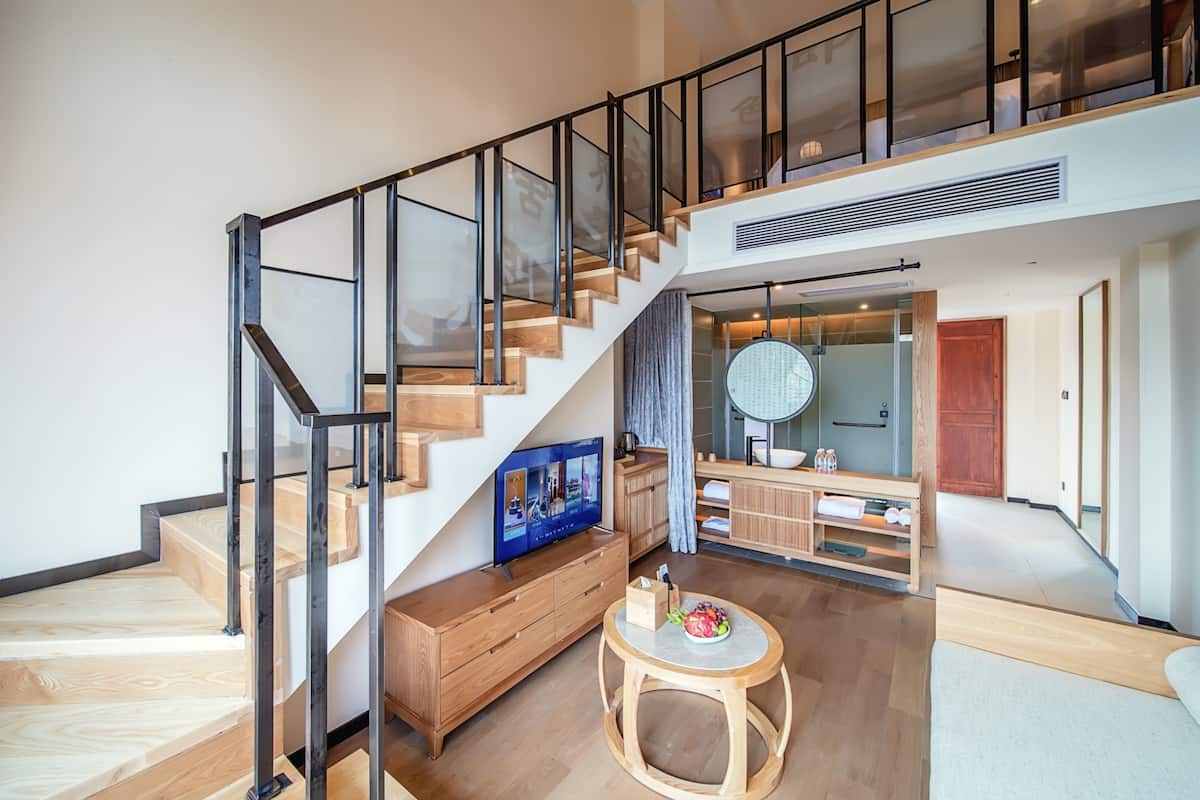 Family Room | Living area | LCD TV