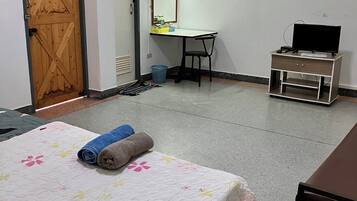 Økonomi-enkeltrom, 1 soverom | Skrivebord, wi-fi (inkludert) og sengetøy