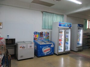 تناول الطعام