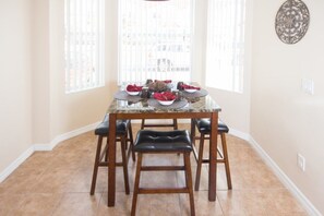 Family Townhome, Balcony, Garden Area | Breakfast area