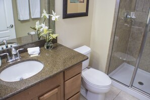 Bathroom shower - Ip60387 - Paradise Palms - 5 Bed 4 Baths Townhome (Kissimmee)