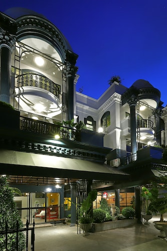 Bangkok Voyage Boutique