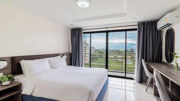 Superior Room, 1 Double Bed, Non Smoking | Free minibar, in-room safe, individually decorated, desk