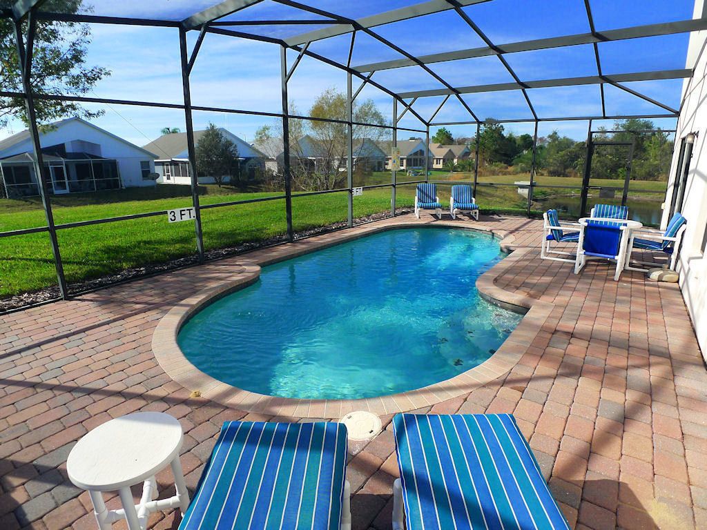 Seasonal outdoor pool, sun loungers