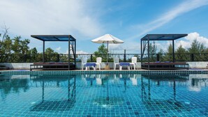 Kolam renang terbuka