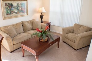 Lobby sitting area - Ip60154 - Highgate at Legacy Park - 5 Bed 3.5 Baths Villa (Davenport)