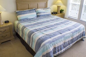 Familie resortwoning, privézwembad, tuin | 3 slaapkamers, een laptopwerkplek, een strijkplank/strijkijzer