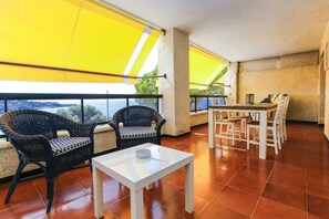 Outdoor dining - PLAYALARGA 2 Apartment (Salou)