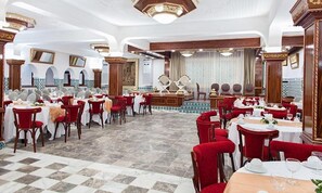 Breakfast, lunch and dinner served - Dar Diaf Cheraga (Algiers)