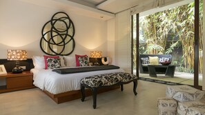 Premium bedding, in-room safe, desk, iron/ironing board - SuperNova Private Boutique Retreat Villa (Canggu)