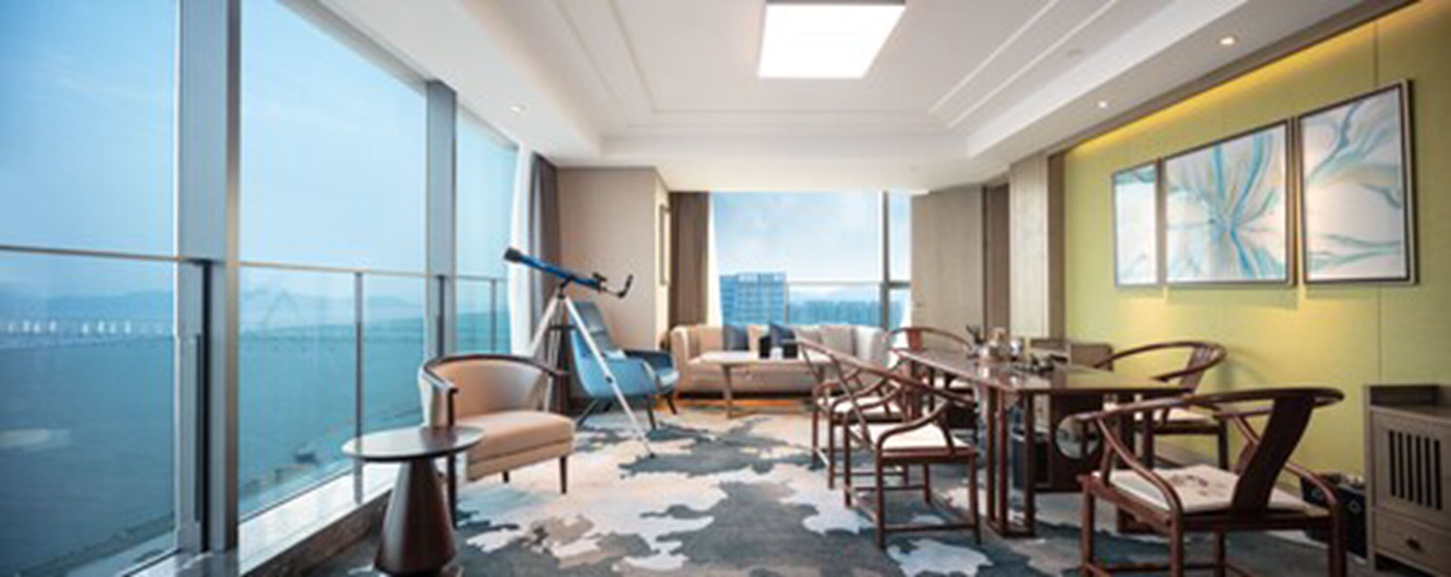 Minibar, in-room safe, desk, laptop workspace