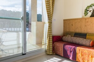 Comfort Double or Twin Room, Balcony | Desk, soundproofing, free WiFi, bed sheets