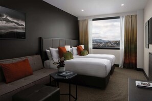 Hypo-allergenic bedding, minibar, in-room safe, blackout drapes - Rydges Wellington Airport (Wellington)