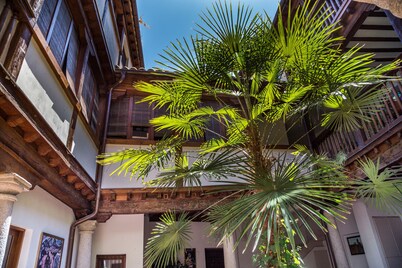 La casa de los Infantes by Toledo AP