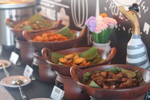 Desayuno estilo bufé