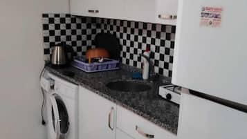 1 bedroom, desk, free WiFi