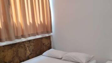 Escritorio y wifi gratis