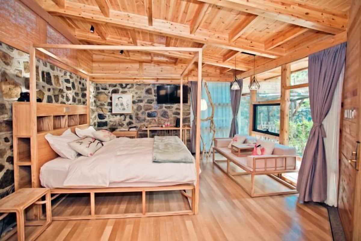 4 slaapkamers, luxe beddengoed, donzen dekbedden