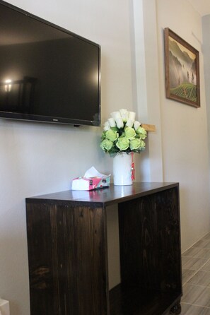 Executive Room | Room amenity - Enjoy House - Hostel (Chiang Mai)