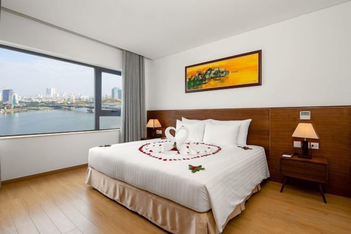 Ropa de cama hipoalergénica y minibar 