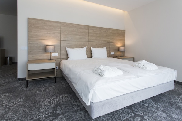 Family Room | In-room safe, desk, soundproofing, iron/ironing board