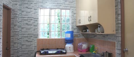 Kühlschrank, Mikrowelle