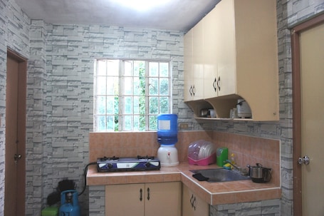 Shared fridge, microwave