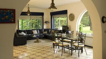 Villa, 5 Bedrooms, Private Pool | Living area | 18-inch TV with satellite channels, DVD player