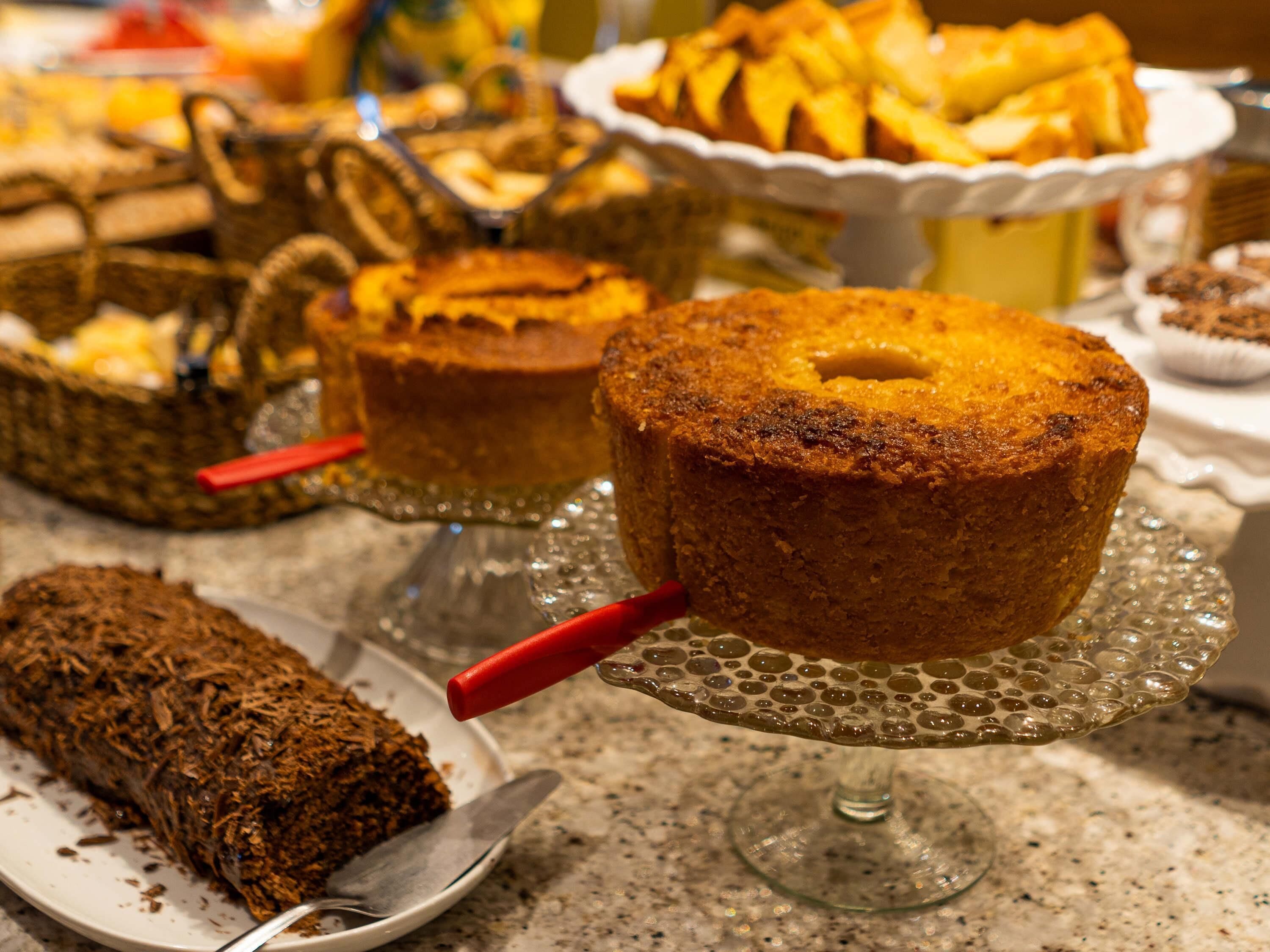 daily buffet breakfast (brl 42 per person)