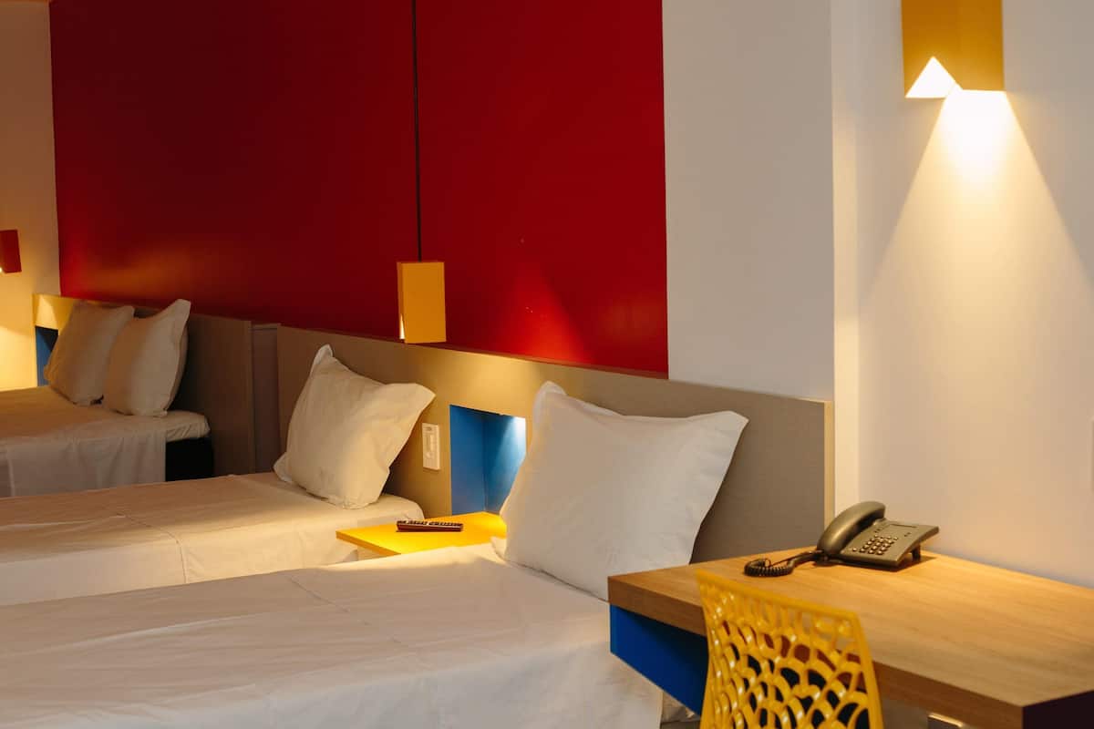 family room | minibar, individually decorated, individually furnished, desk