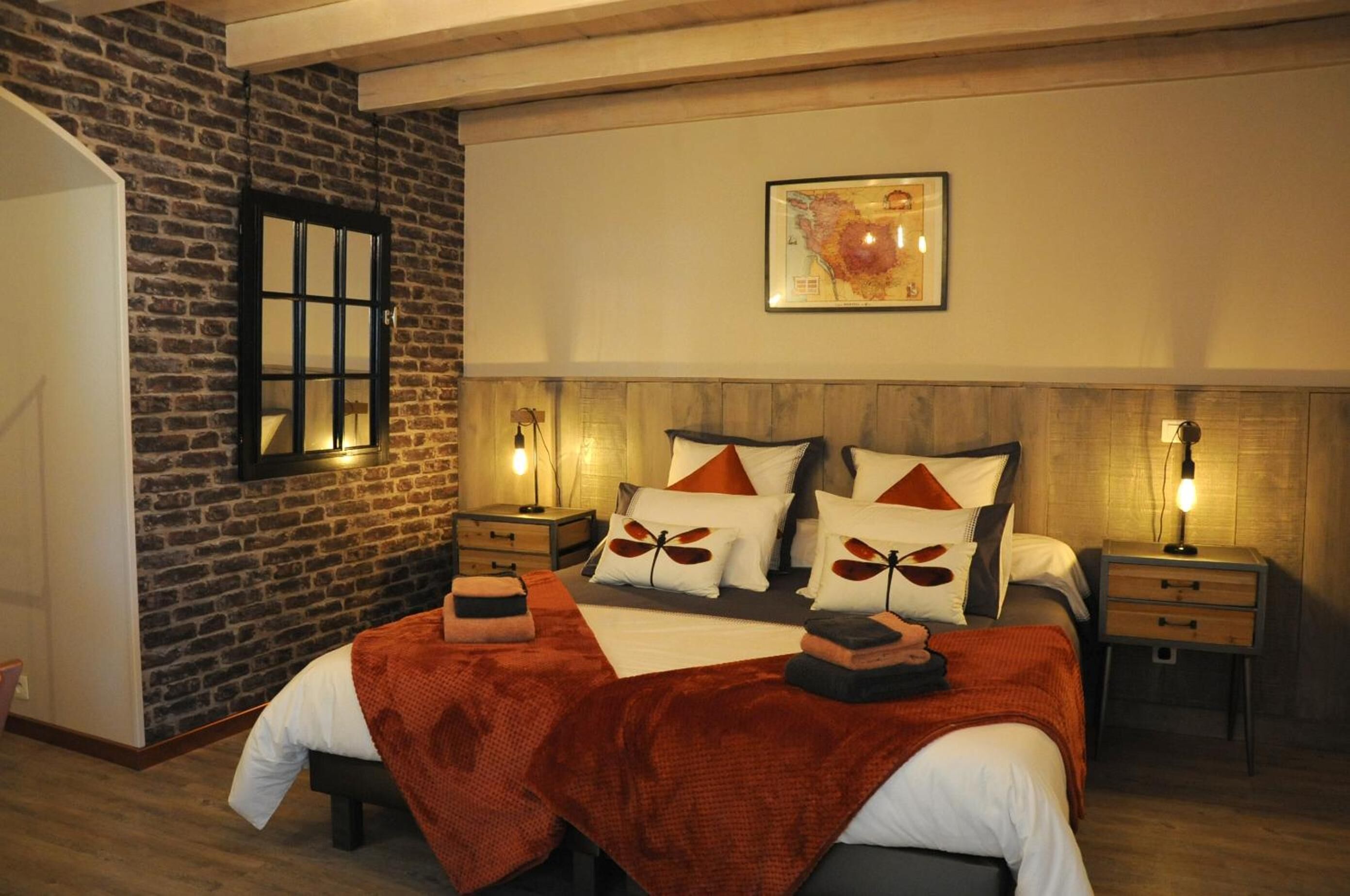 Egyptian cotton sheets, premium bedding, memory foam beds, minibar