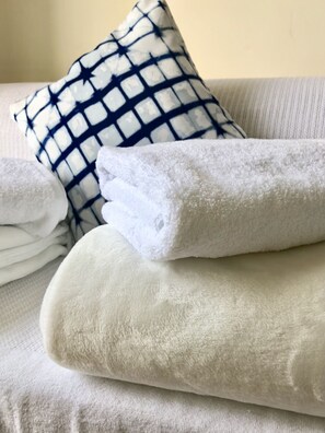 1 bedroom, Internet, bed sheets