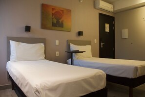 Hypo-allergenic bedding, minibar, in-room safe, desk