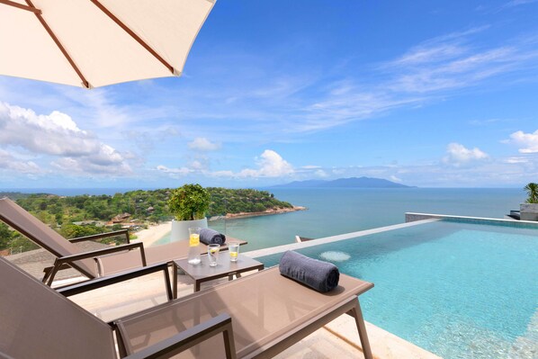 Luxury 4 Bedroom Villa with Ocean View and Private Infinity Pool BB11 | Strand-/Meerblick