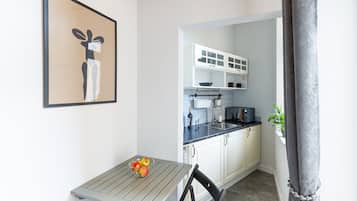 Apartment Plus (101) | 房內用餐